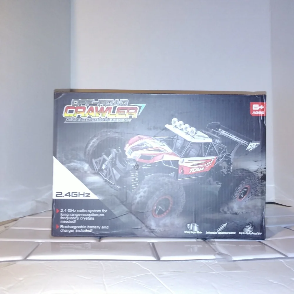 Off Road Crawler Remote Control Vehicle For Off Roading
